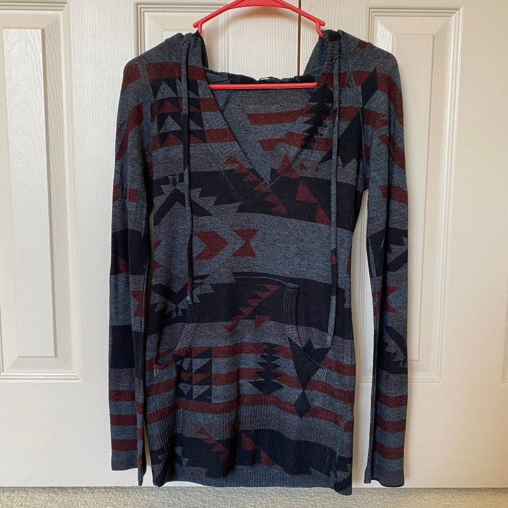 Enti Long Sleeve Aztec Hoodie